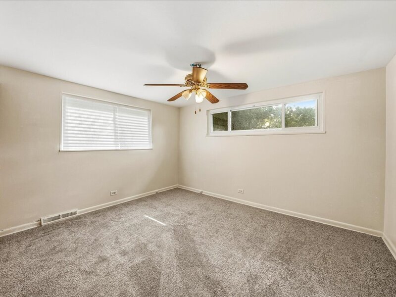 8343 S Kenwood Avenue Chicago IL 60619