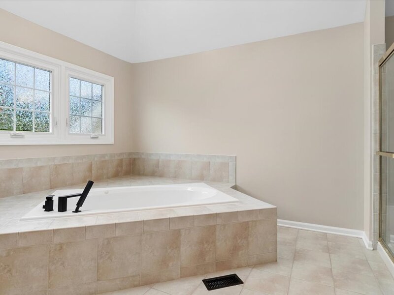 4303 Ariel Court Naperville IL 60564