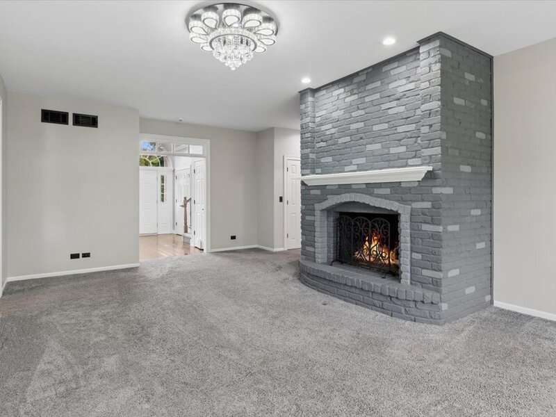 4303 Ariel Court Naperville IL 60564