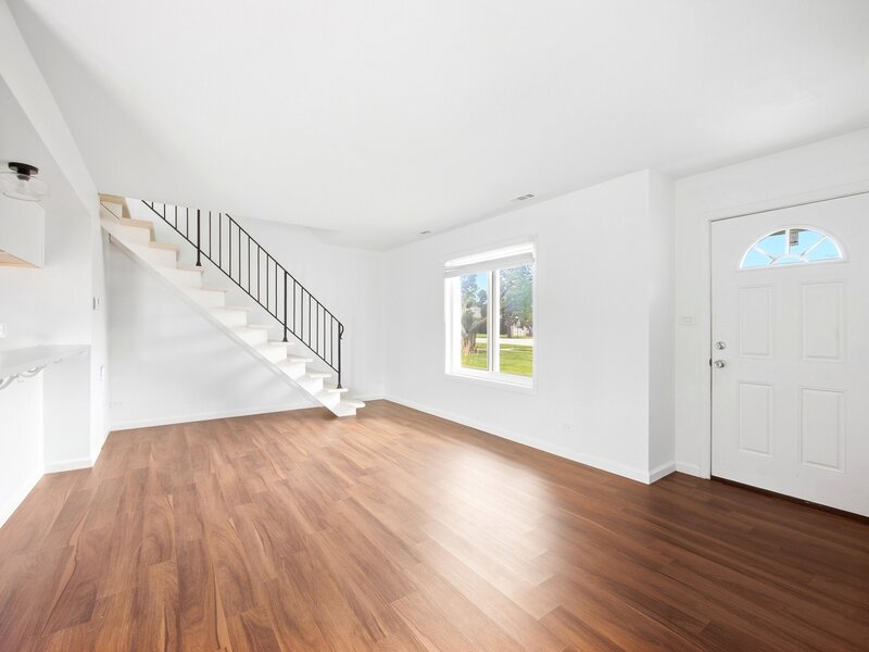 1590 Cornell Circle Hoffman Estates IL 60169