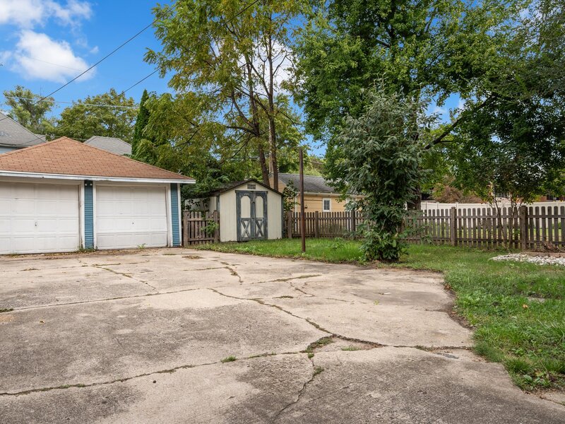 412 E Jackson Street Morris IL 60450