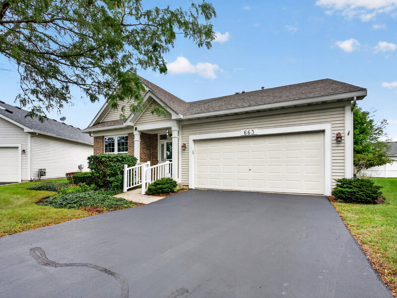 663 S Mecosta Lane Romeoville IL 60446