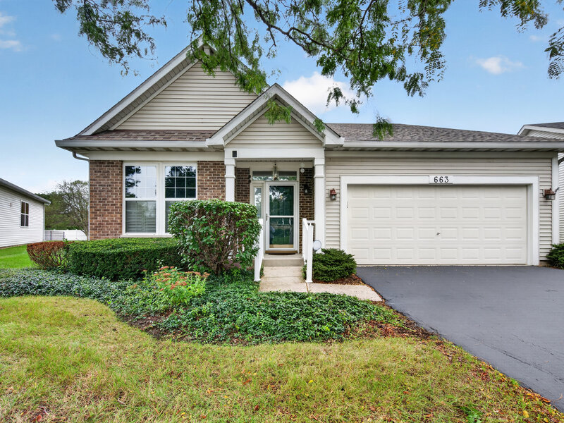 663 S Mecosta Lane Romeoville IL 60446