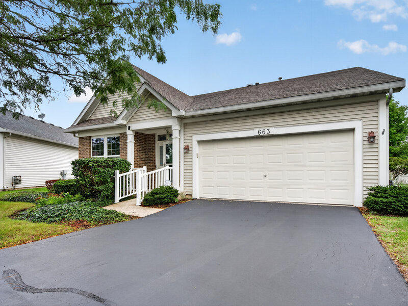 663 S Mecosta Lane Romeoville IL 60446