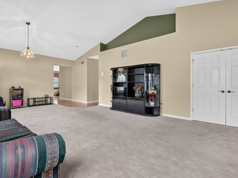 663 S Mecosta Lane Romeoville IL 60446