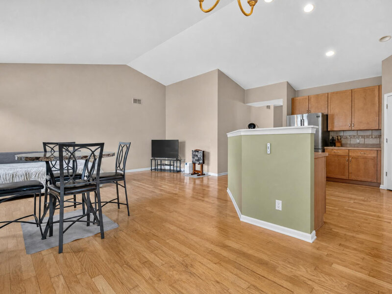 663 S Mecosta Lane Romeoville IL 60446