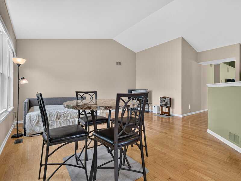 663 S Mecosta Lane Romeoville IL 60446