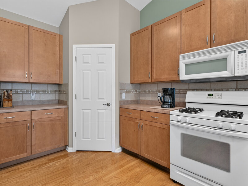 663 S Mecosta Lane Romeoville IL 60446