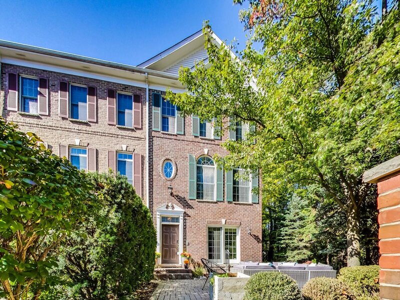 237 Box Car Avenue Naperville IL 60540