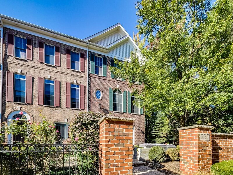 237 Box Car Avenue Naperville IL 60540