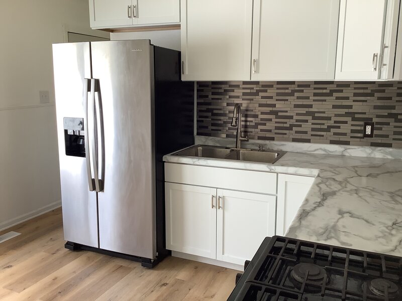 427 Kenyon Avenue Romeoville IL 60446