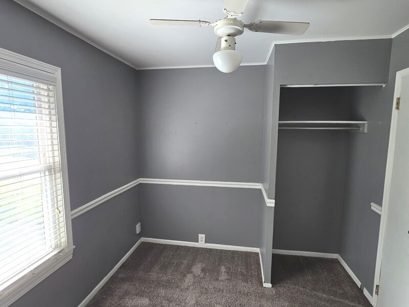 427 Kenyon Avenue Romeoville IL 60446