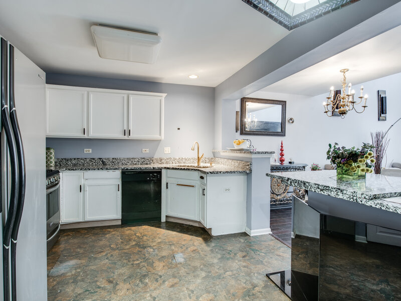 3290 Cool Springs Court Naperville IL 60564