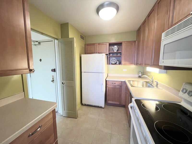 1850 N Clark Street Chicago IL 60614