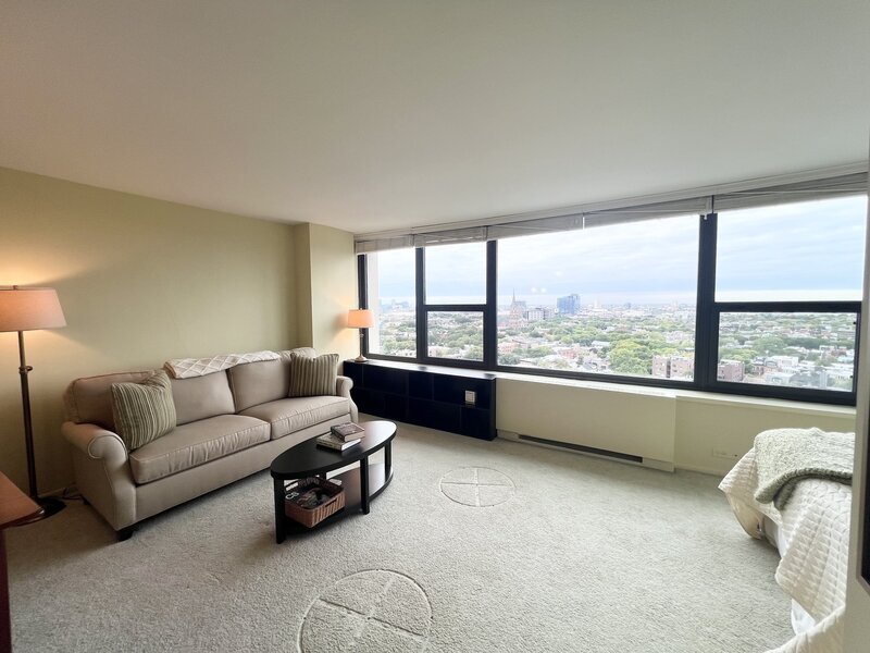 1850 N Clark Street Chicago IL 60614