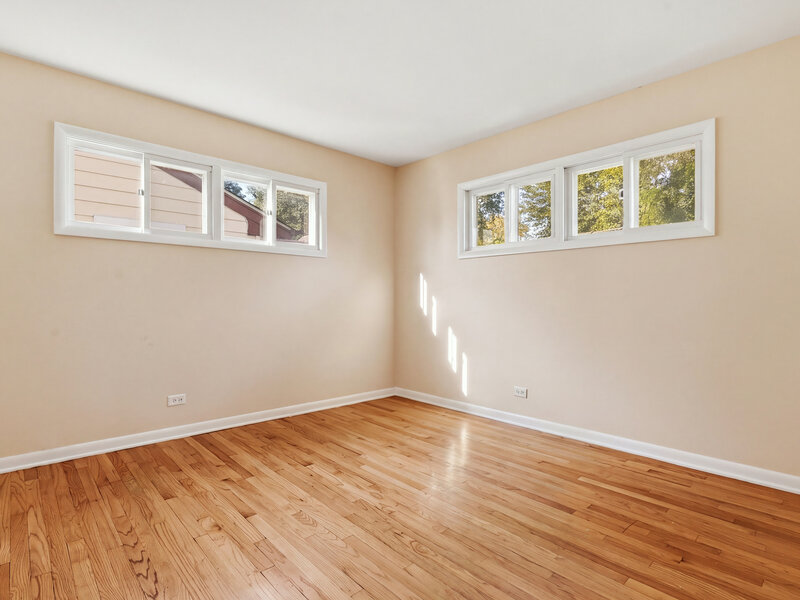 2132 Linden Avenue Waukegan IL 60087
