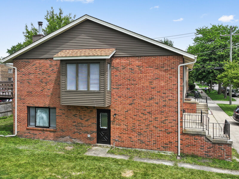 3354 Madison Street Skokie IL 60076
