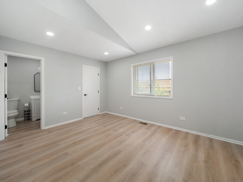 3354 Madison Street Skokie IL 60076