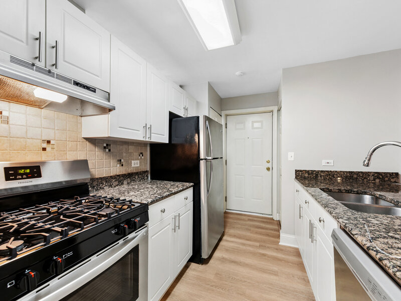 301 W Goethe Street Chicago IL 60610
