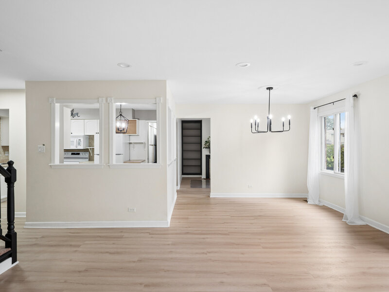 1502 Johnstown Court Wheaton IL 60189