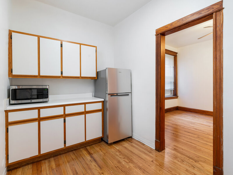 2548 W Augusta Avenue Chicago IL 60622