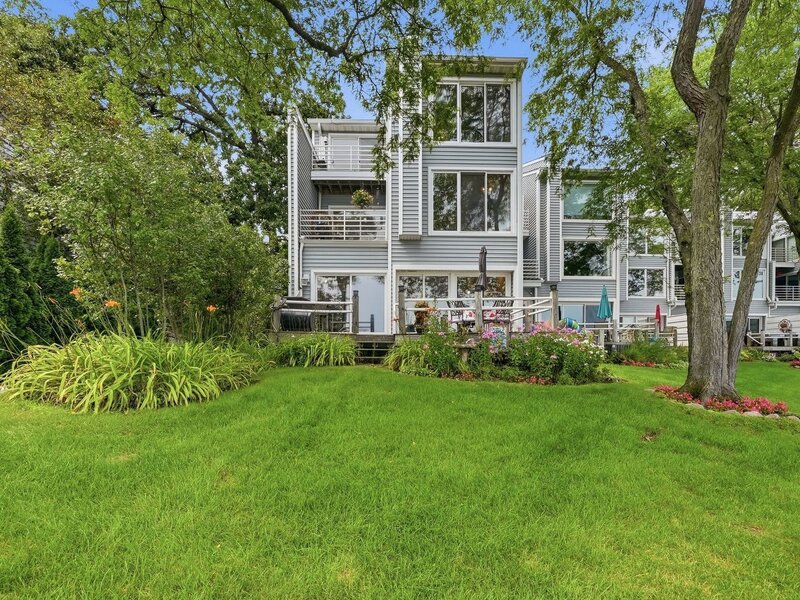 26435 N Ridge Court Mundelein IL 60060