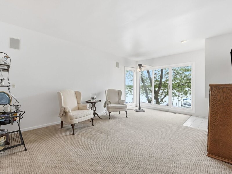 26435 N Ridge Court Mundelein IL 60060