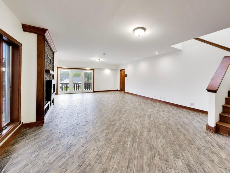 401 N River Road Fox River Grove IL 60021
