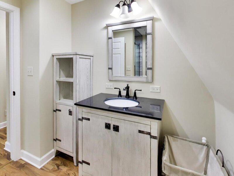 401 N River Road Fox River Grove IL 60021