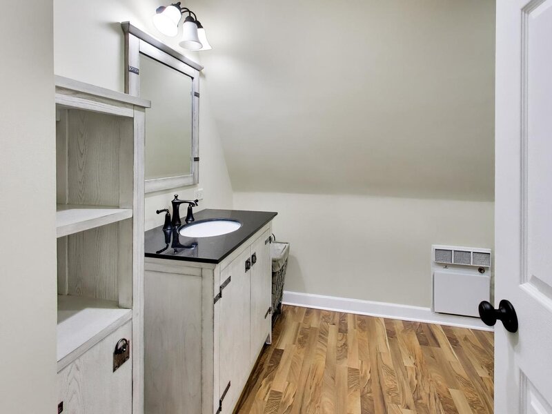 401 N River Road Fox River Grove IL 60021