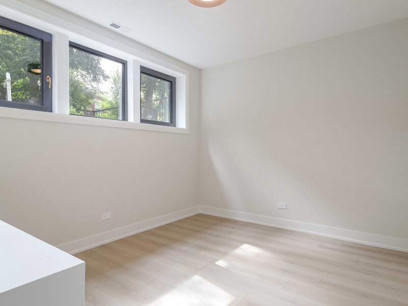 1716 W Berwyn Avenue Chicago IL 60640