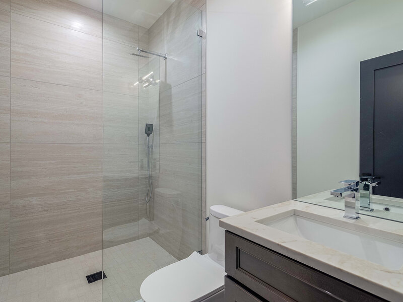 1716 W Berwyn Avenue Chicago IL 60640