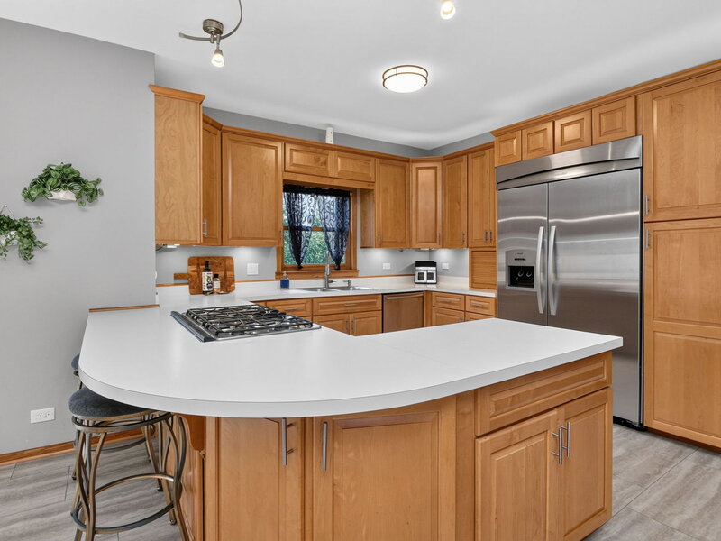 2121 Burnham Court Algonquin IL 60102