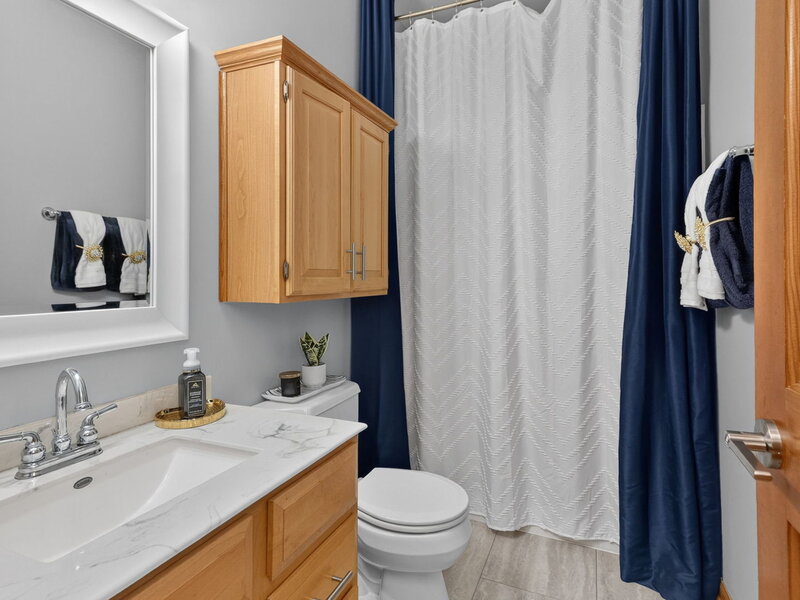 2121 Burnham Court Algonquin IL 60102
