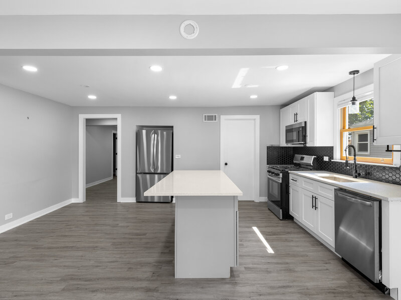 10019 S Tripp Avenue Oak Lawn IL 60453