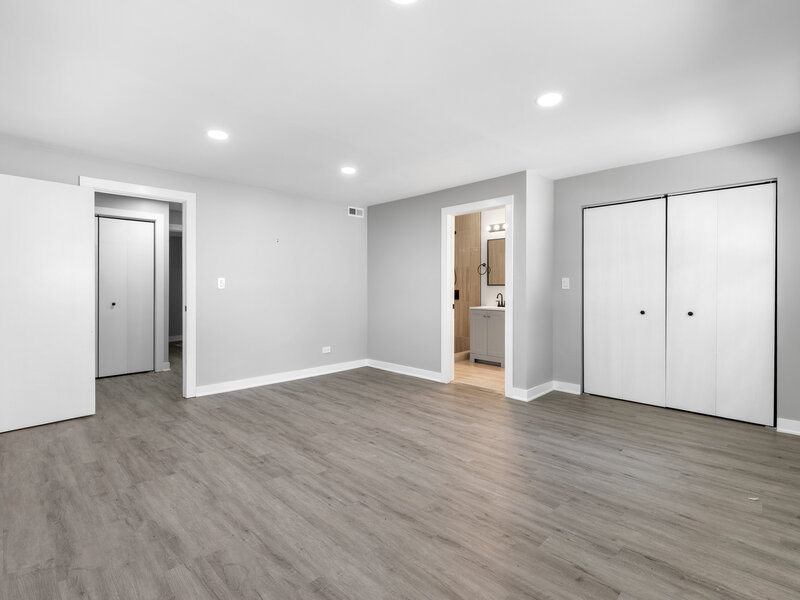 10019 S Tripp Avenue Oak Lawn IL 60453