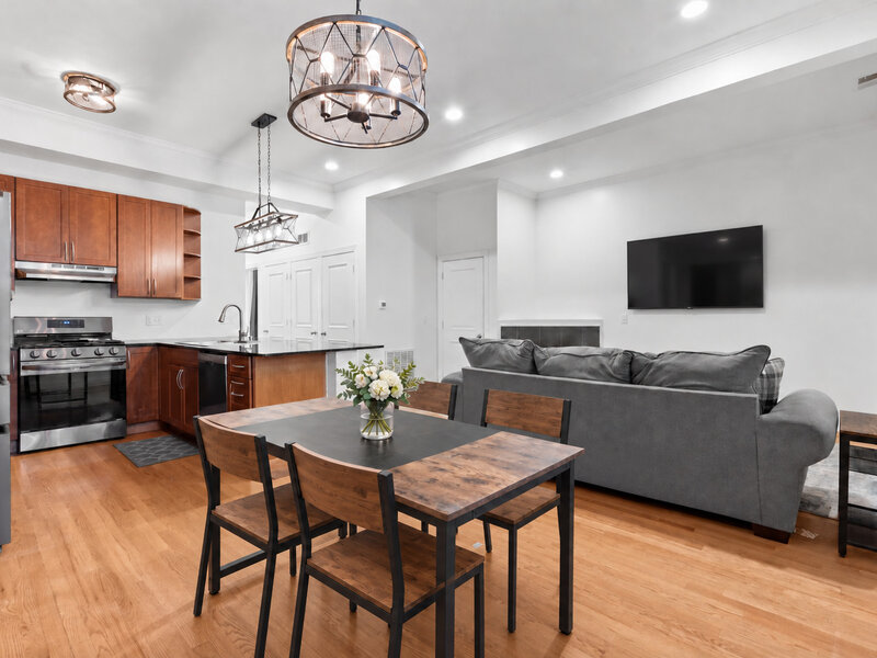 2729 W Washington Boulevard Chicago IL 60612