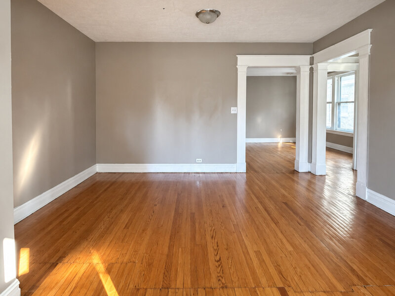 7637 S Eberhart Avenue Chicago IL 60619