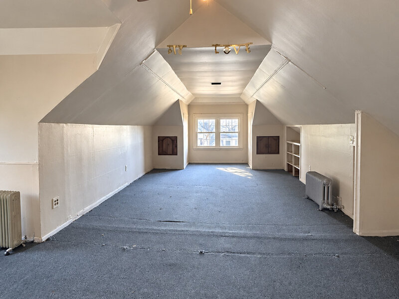 7637 S Eberhart Avenue Chicago IL 60619