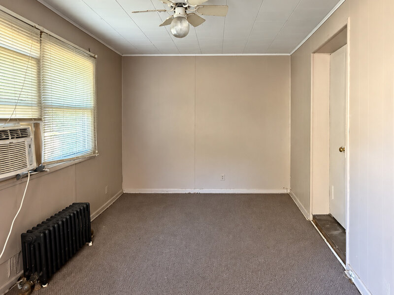 7637 S Eberhart Avenue Chicago IL 60619