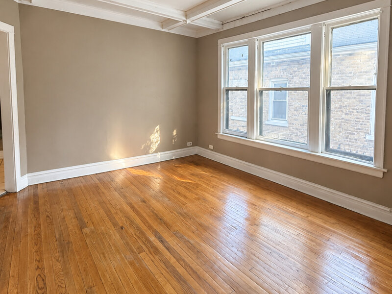 7637 S Eberhart Avenue Chicago IL 60619
