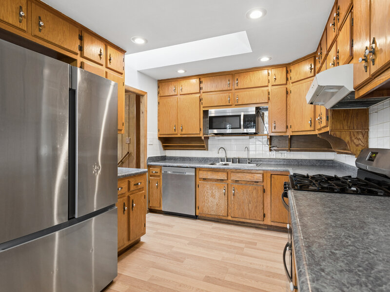 341 Hale Avenue Romeoville IL 60446
