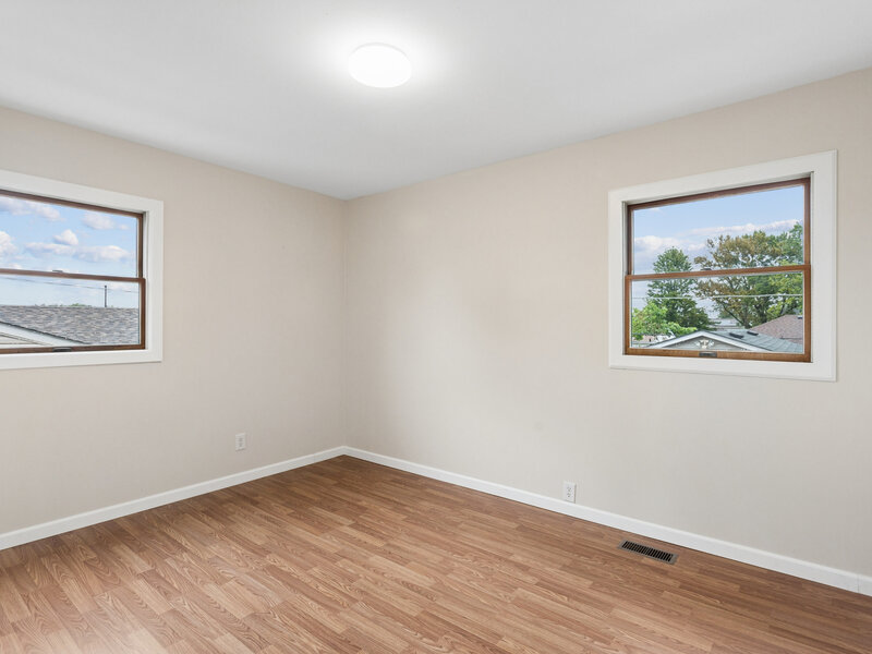 341 Hale Avenue Romeoville IL 60446