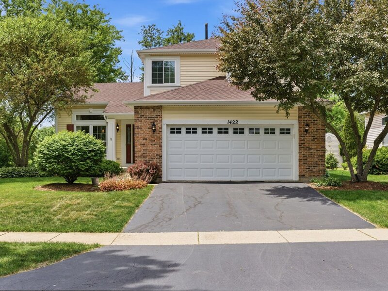 1422 Almaden Lane Gurnee IL 60031