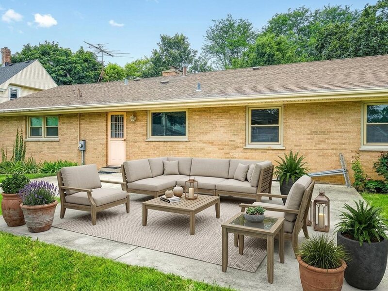 1324 S 3rd Street St. Charles IL 60174