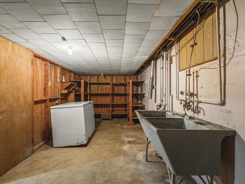 1324 S 3rd Street St. Charles IL 60174