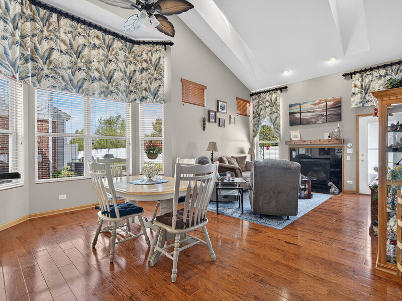 1149 Heron Circle Joliet IL 60431