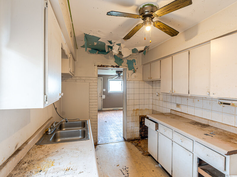 529 49th Avenue Bellwood IL 60104