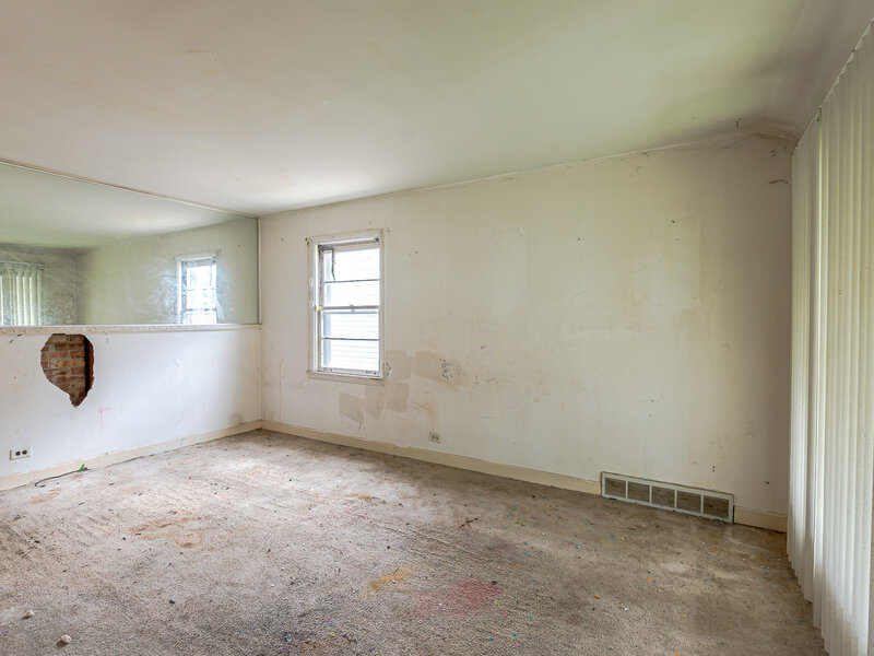 529 49th Avenue Bellwood IL 60104