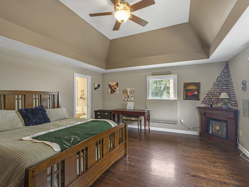 688 W South Street Woodstock IL 60098